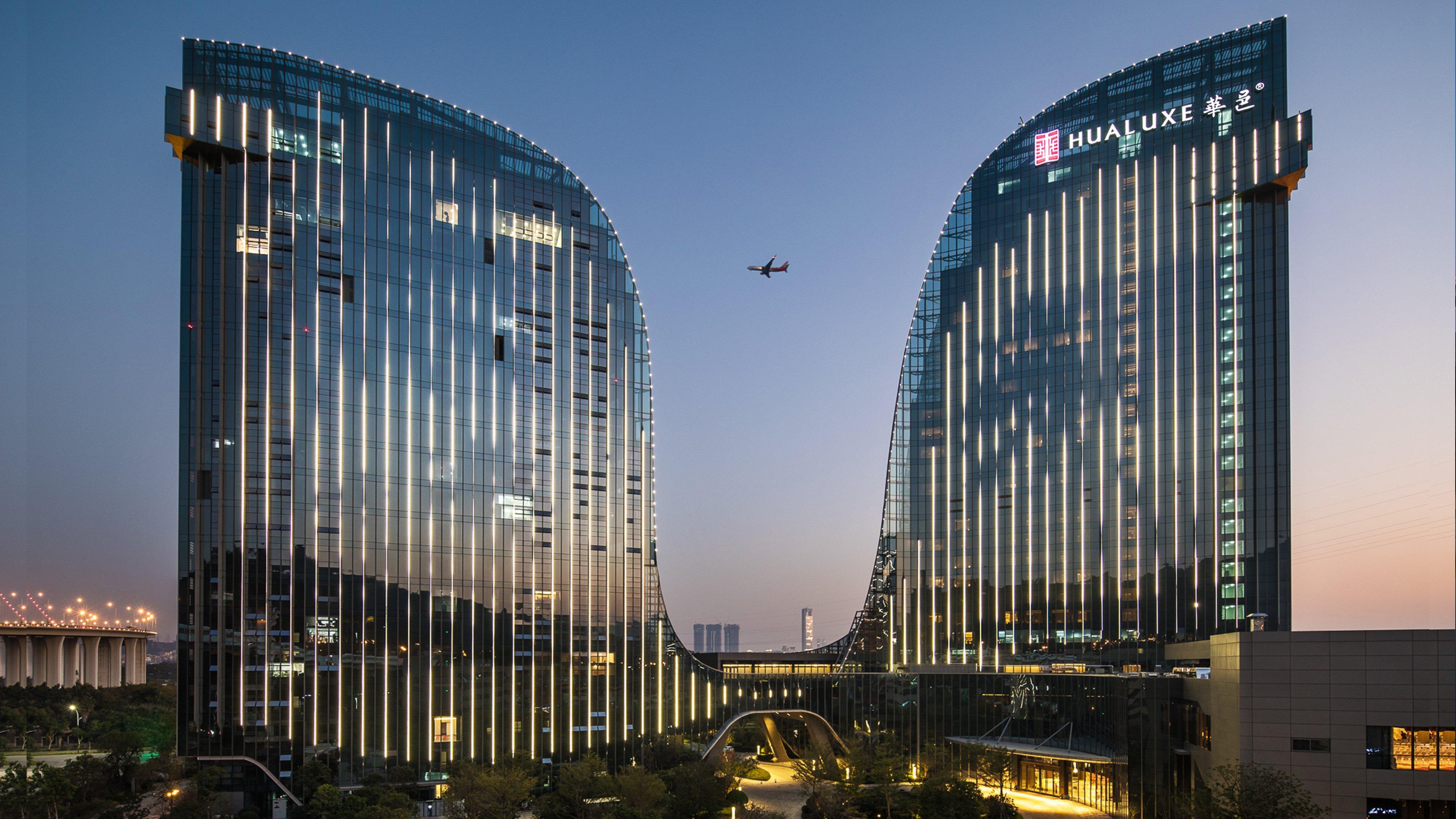 Hualuxe Xiamen Haicang Habour View Экстерьер фото