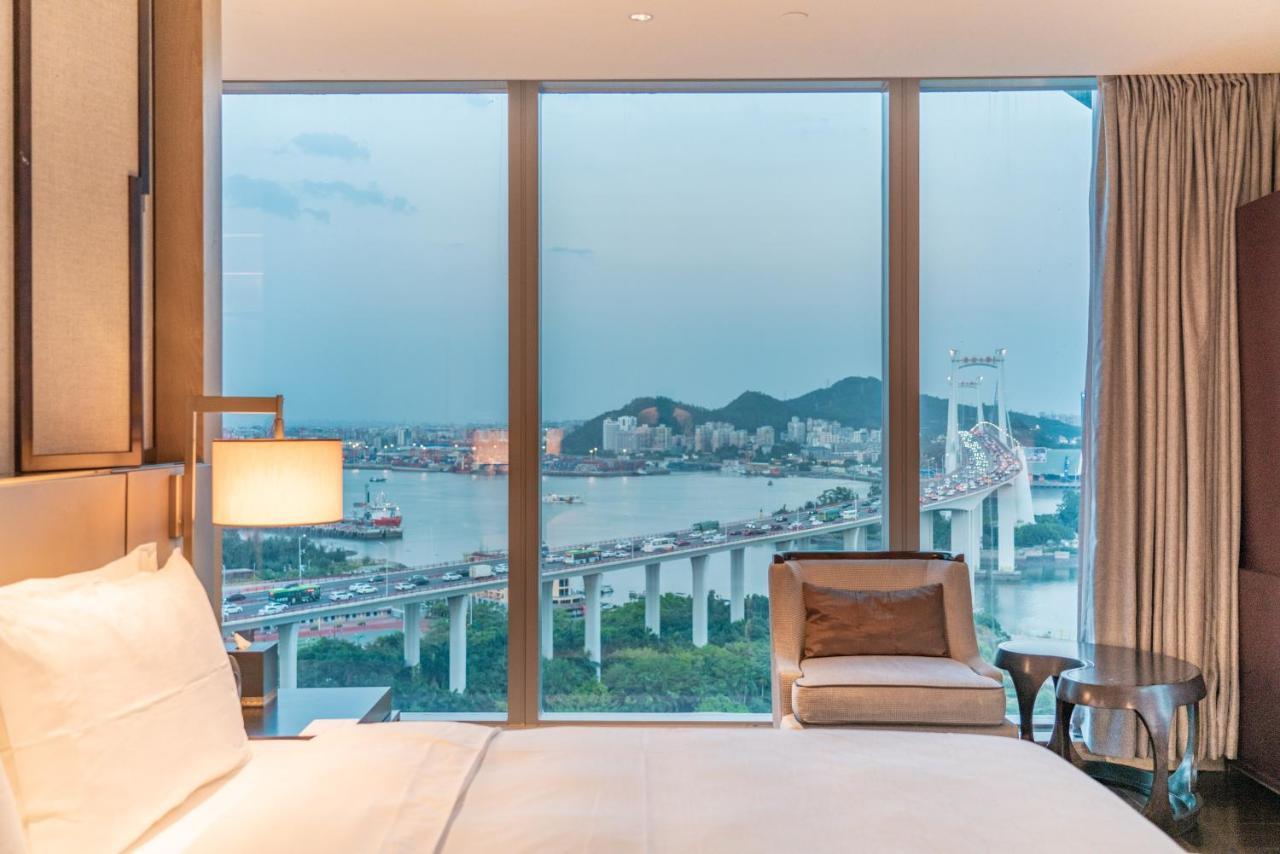 Hualuxe Xiamen Haicang Habour View Экстерьер фото