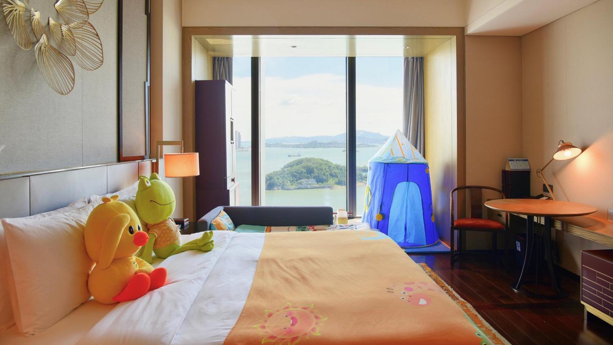 Hualuxe Xiamen Haicang Habour View Экстерьер фото