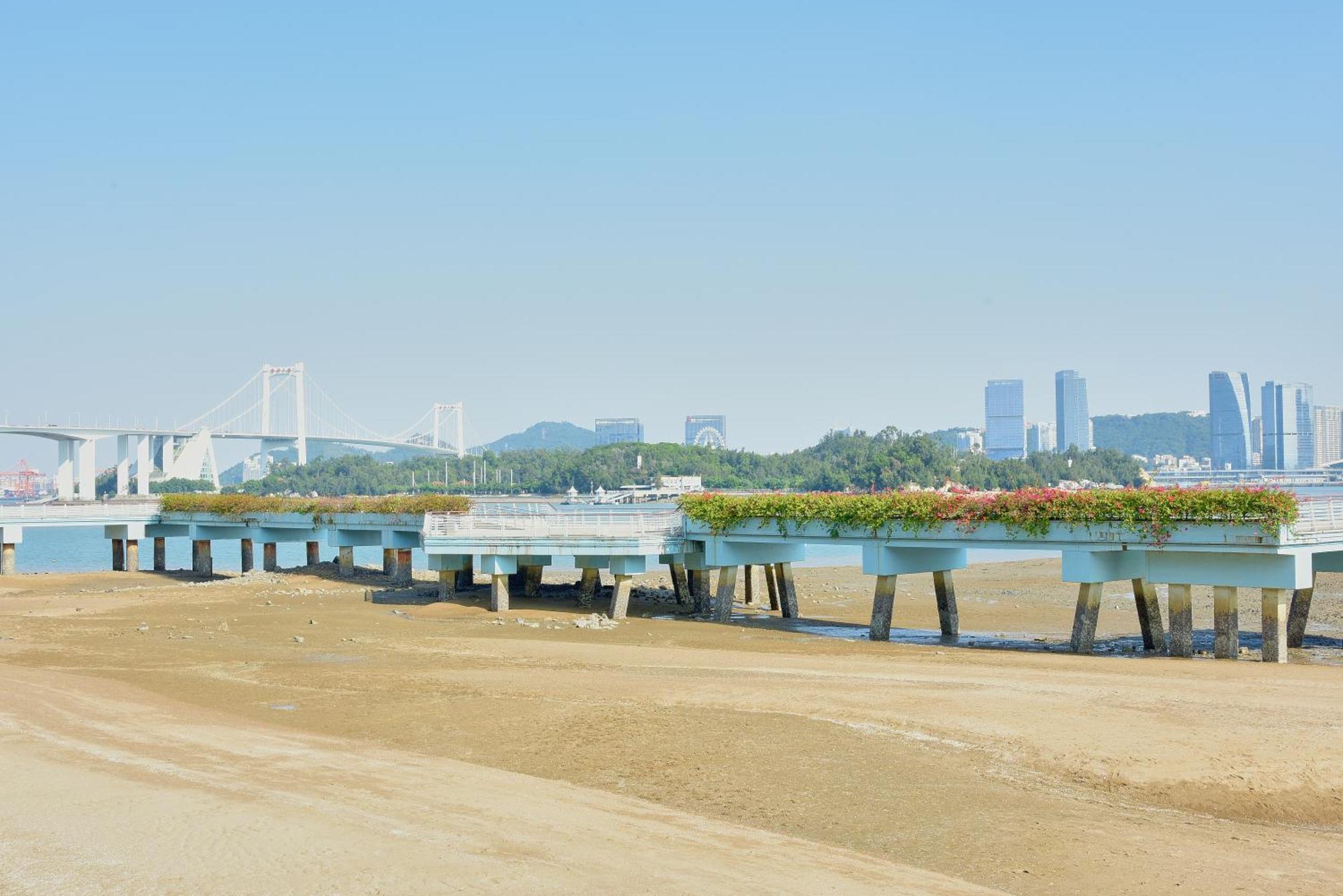 Hualuxe Xiamen Haicang Habour View Экстерьер фото